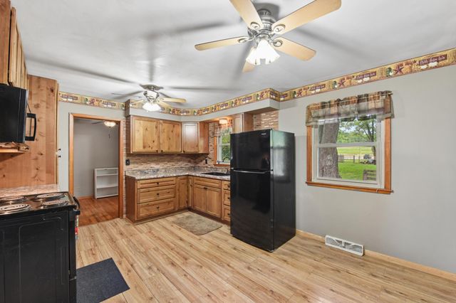 538 S Wasson Lane, River Falls, WI 54022
