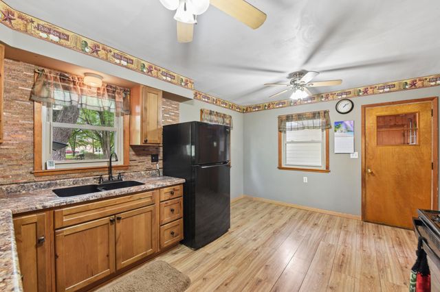 538 S Wasson Lane, River Falls, WI 54022