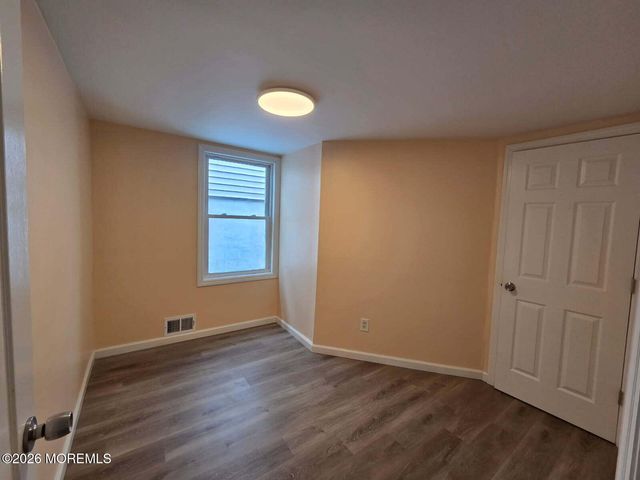 36 Shore Boulevard, Keansburg, NJ 07734