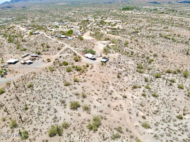 26331 W Rockaway Hills Drive, Morristown, AZ 85342