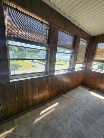 15-19 Elm Street, Leominster, MA 01543