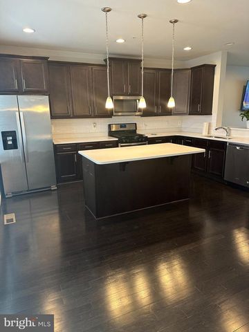 4703 SIX FORKS DR, Upper Marlboro, MD 20772