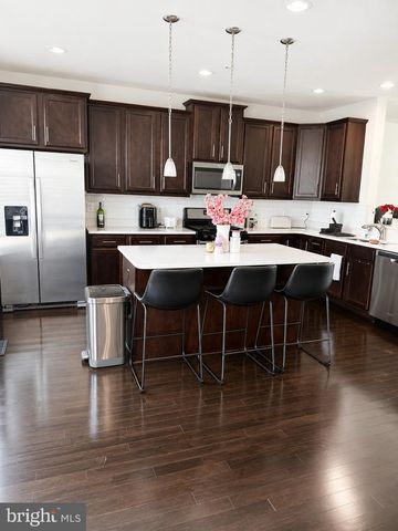 4703 SIX FORKS DR, Upper Marlboro, MD 20772