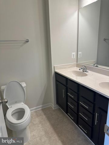 4703 SIX FORKS DR, Upper Marlboro, MD 20772