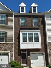 4703 SIX FORKS DR, Upper Marlboro, MD 20772