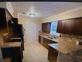 2206 Palomar Street, Baytown, TX 77520