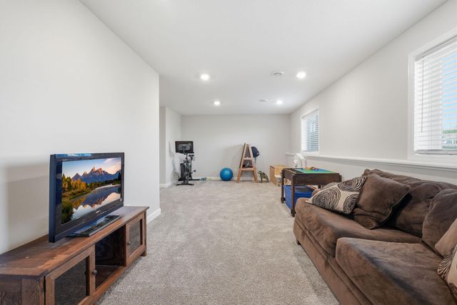 14121 Berkshire Lane N, Dayton, MN 55327