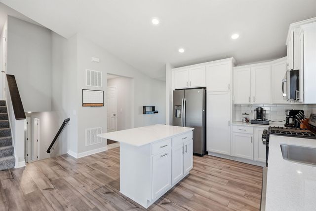 14121 Berkshire Lane N, Dayton, MN 55327