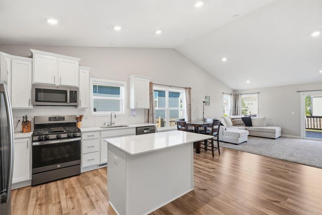 14121 Berkshire Lane N, Dayton, MN 55327