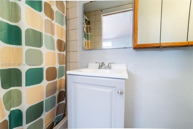 12210 NW 10th Avenue, North Miami, FL 33168