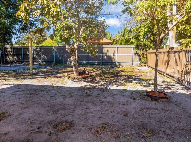 12210 NW 10th Avenue, North Miami, FL 33168