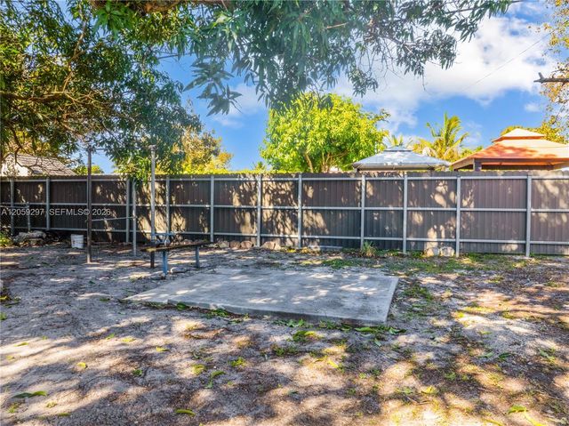 12210 NW 10th Avenue, North Miami, FL 33168