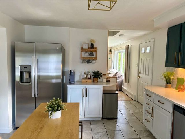 28 Ladybank, Worcester, MA 01606