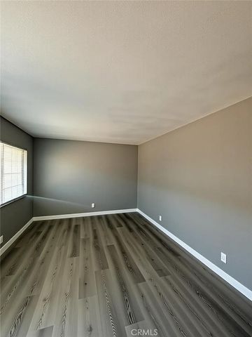 9230 S Figueroa, Los Angeles, CA 90003