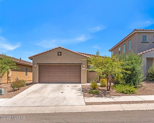 6783 E Paseo De Villalobos, Tucson, AZ 85756