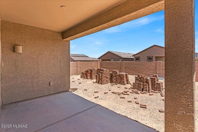 6783 E Paseo De Villalobos, Tucson, AZ 85756