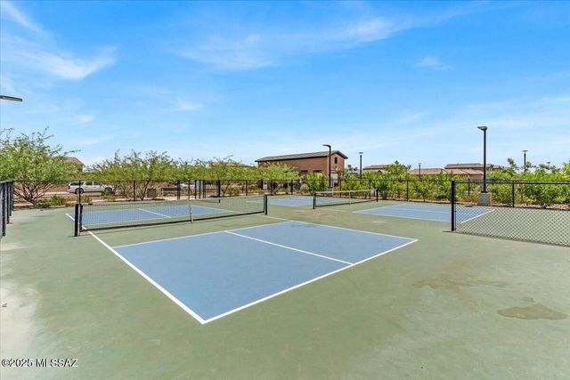 6783 E Paseo De Villalobos, Tucson, AZ 85756