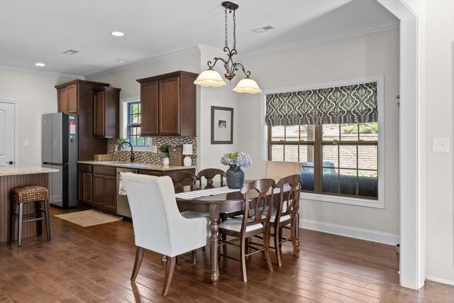 10045 Fox Cove Road, Knoxville, TN 37922