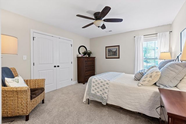 10045 Fox Cove Road, Knoxville, TN 37922