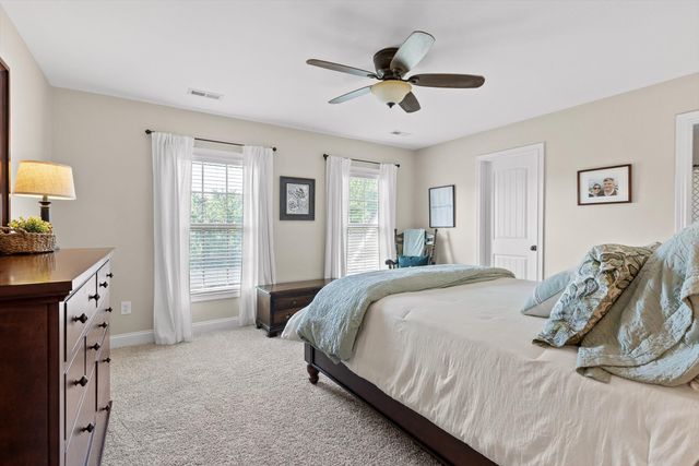 10045 Fox Cove Road, Knoxville, TN 37922