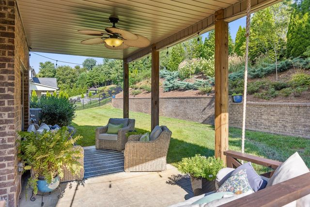 10045 Fox Cove Road, Knoxville, TN 37922