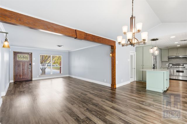 6809 Columbia DR, Austin, TX 78723