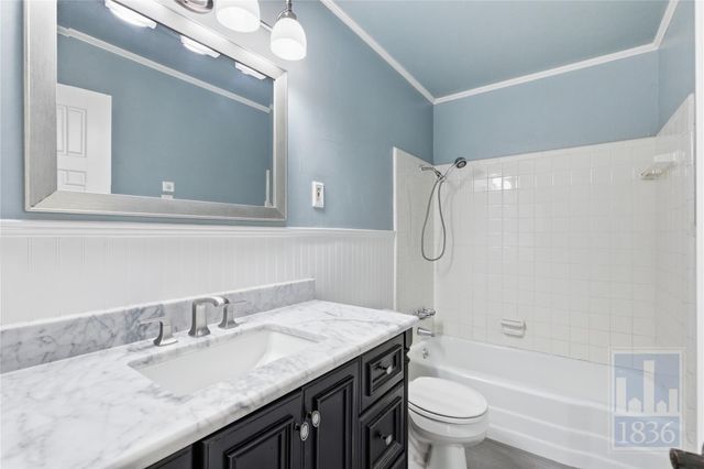 6809 Columbia DR, Austin, TX 78723