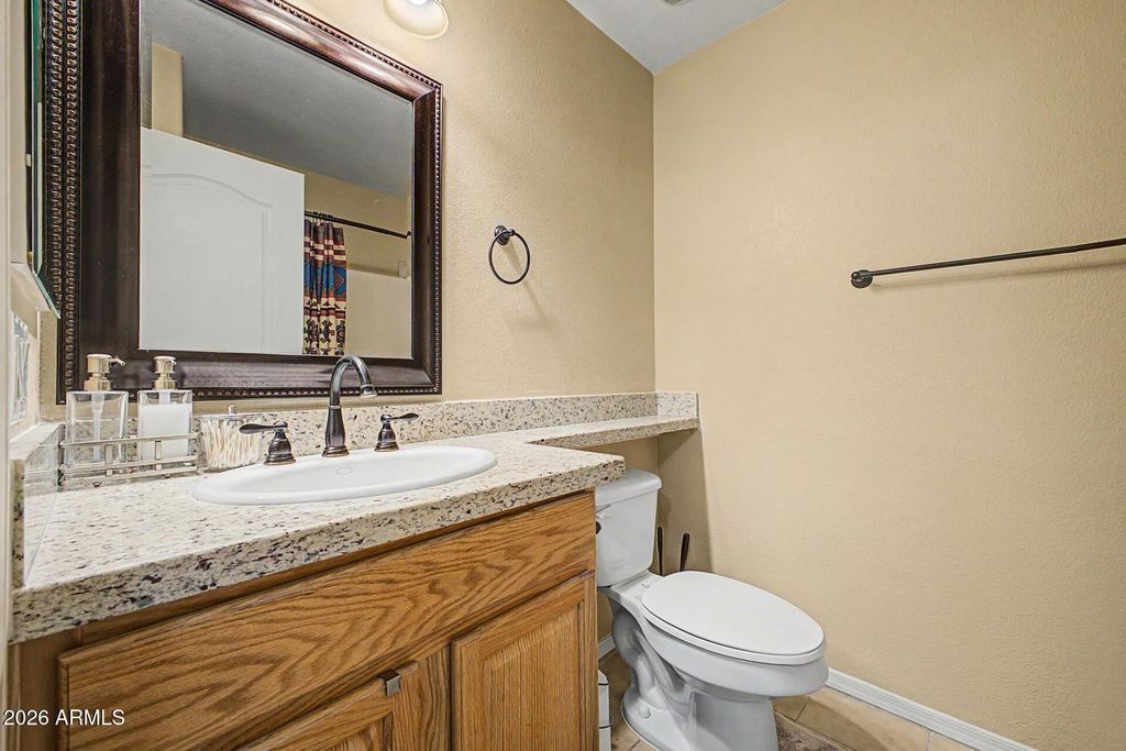 Image 17 of property listing at 17706 W RED BIRD Road, Surprise, AZ 85387