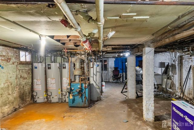 270 Suydam Street, New Brunswick, NJ 08901