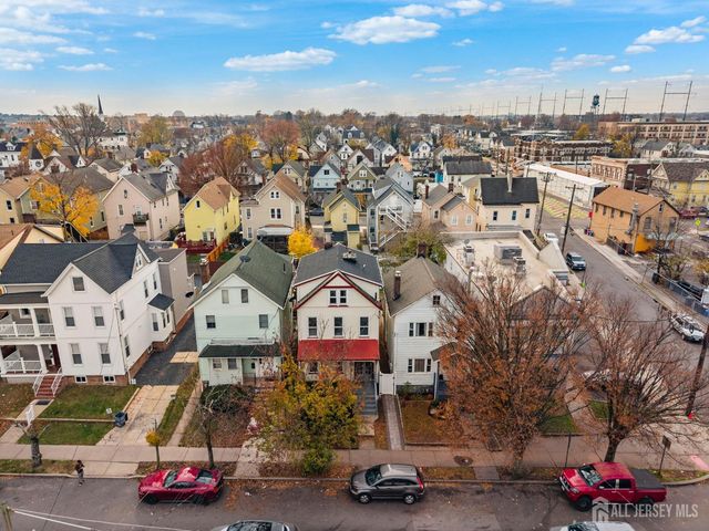 270 Suydam Street, New Brunswick, NJ 08901