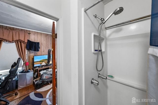 270 Suydam Street, New Brunswick, NJ 08901