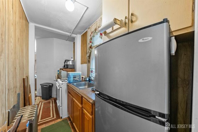 270 Suydam Street, New Brunswick, NJ 08901