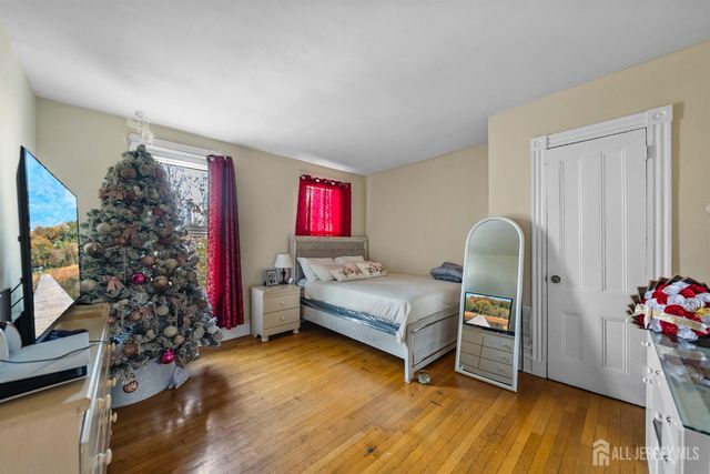 270 Suydam Street, New Brunswick, NJ 08901