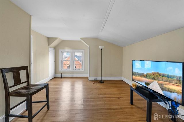 270 Suydam Street, New Brunswick, NJ 08901