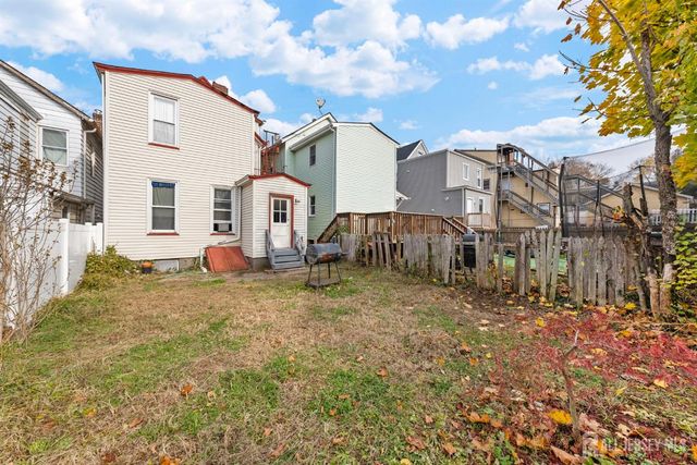 270 Suydam Street, New Brunswick, NJ 08901