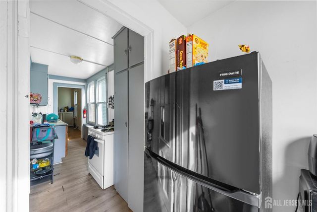 270 Suydam Street, New Brunswick, NJ 08901