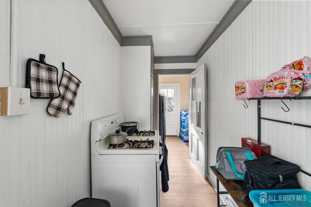 270 Suydam Street, New Brunswick, NJ 08901