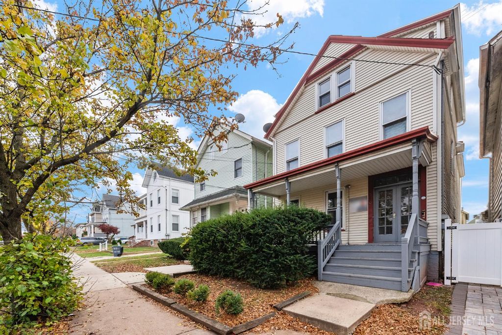 270 Suydam Street, New Brunswick, NJ 08901