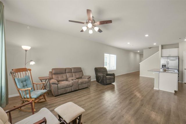 21610 Desert Lily Road, Waller, TX 77484