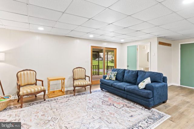15 PARKSIDE DR, Hummelstown, PA 17036