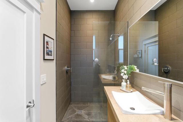 471 South Van Ness Avenue, San Francisco, CA 94103