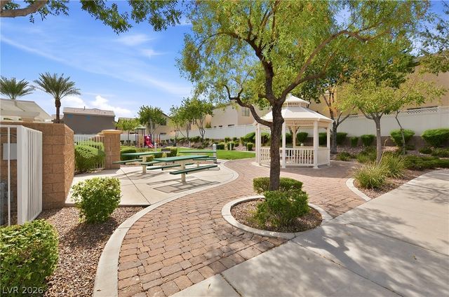 7608 Belhurst Avenue, Las Vegas, NV 89113