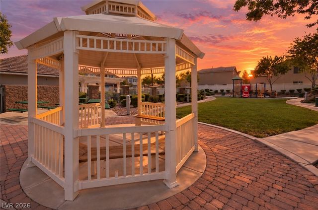 7608 Belhurst Avenue, Las Vegas, NV 89113