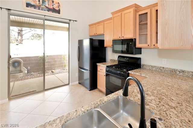7608 Belhurst Avenue, Las Vegas, NV 89113
