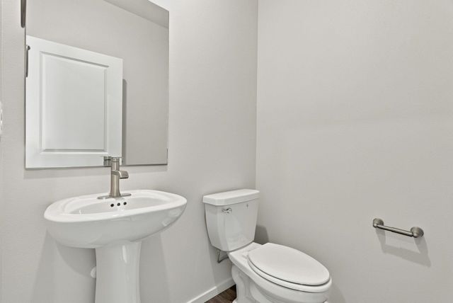 2511 S Warren Ln, Spokane Valley, WA 99037