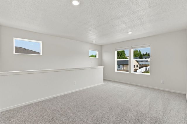 2511 S Warren Ln, Spokane Valley, WA 99037