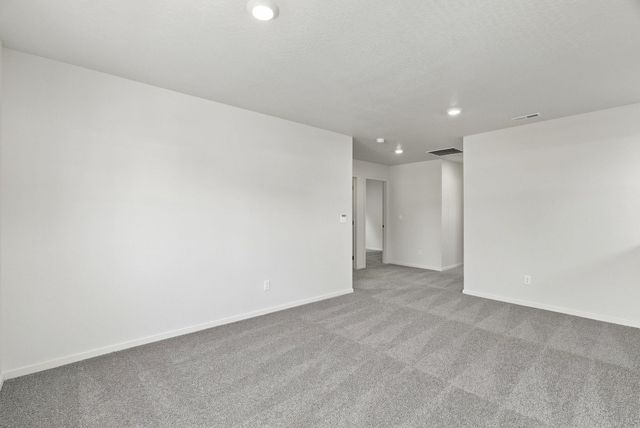 2511 S Warren Ln, Spokane Valley, WA 99037