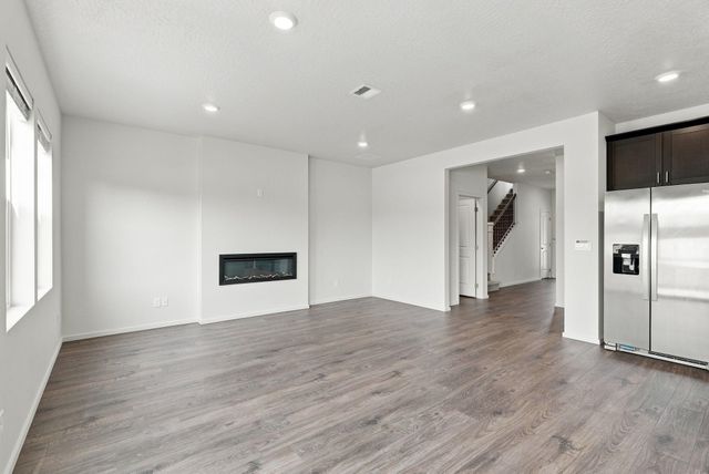 2511 S Warren Ln, Spokane Valley, WA 99037