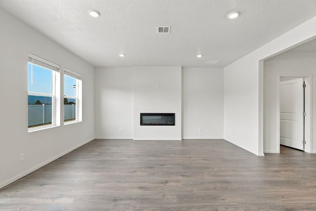 2511 S Warren Ln, Spokane Valley, WA 99037
