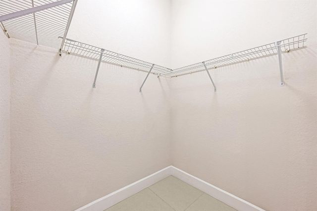 1384 Harbor View W, Hollywood, FL 33019